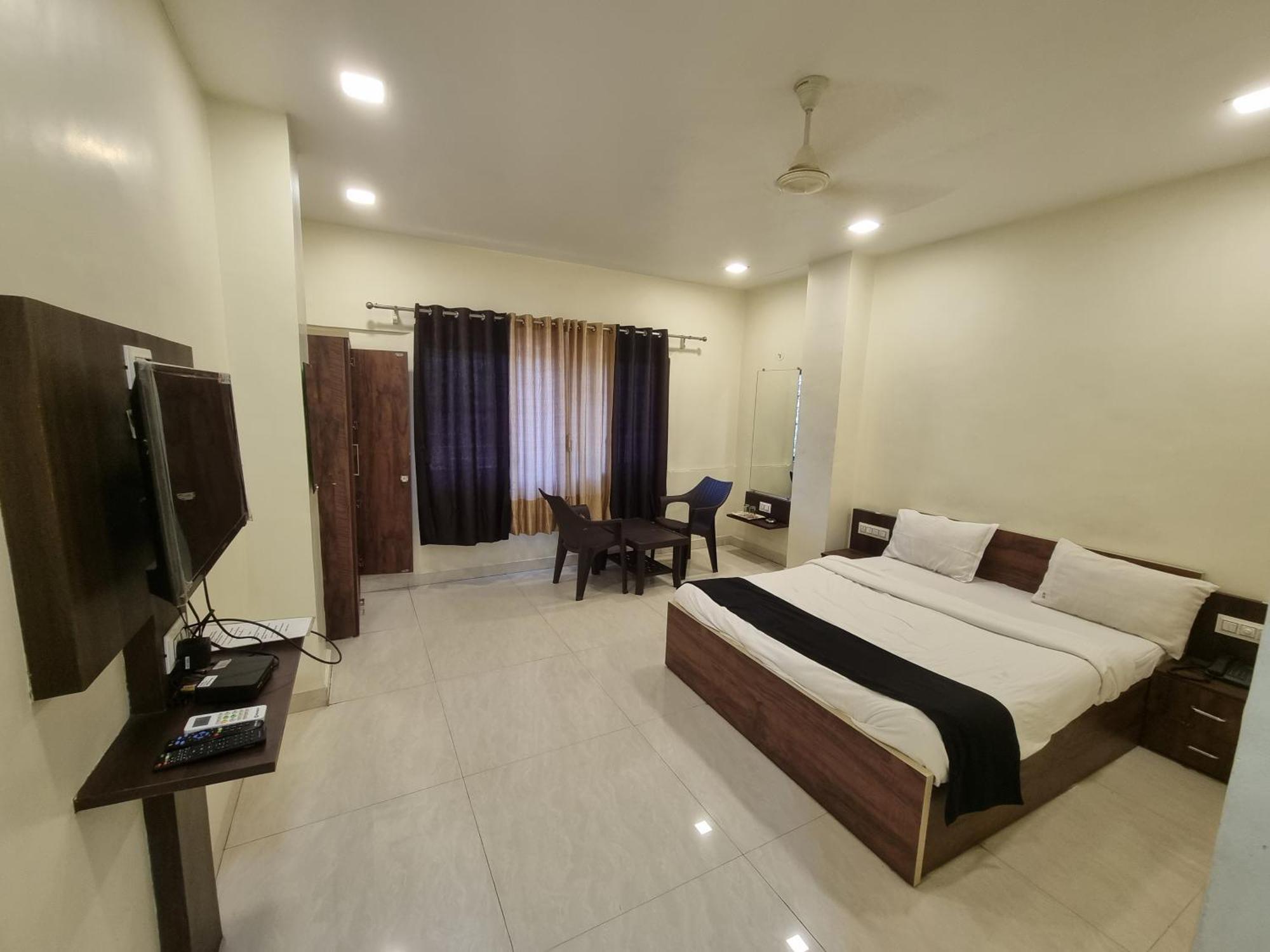 The Living Space Lonavala Dış mekan fotoğraf