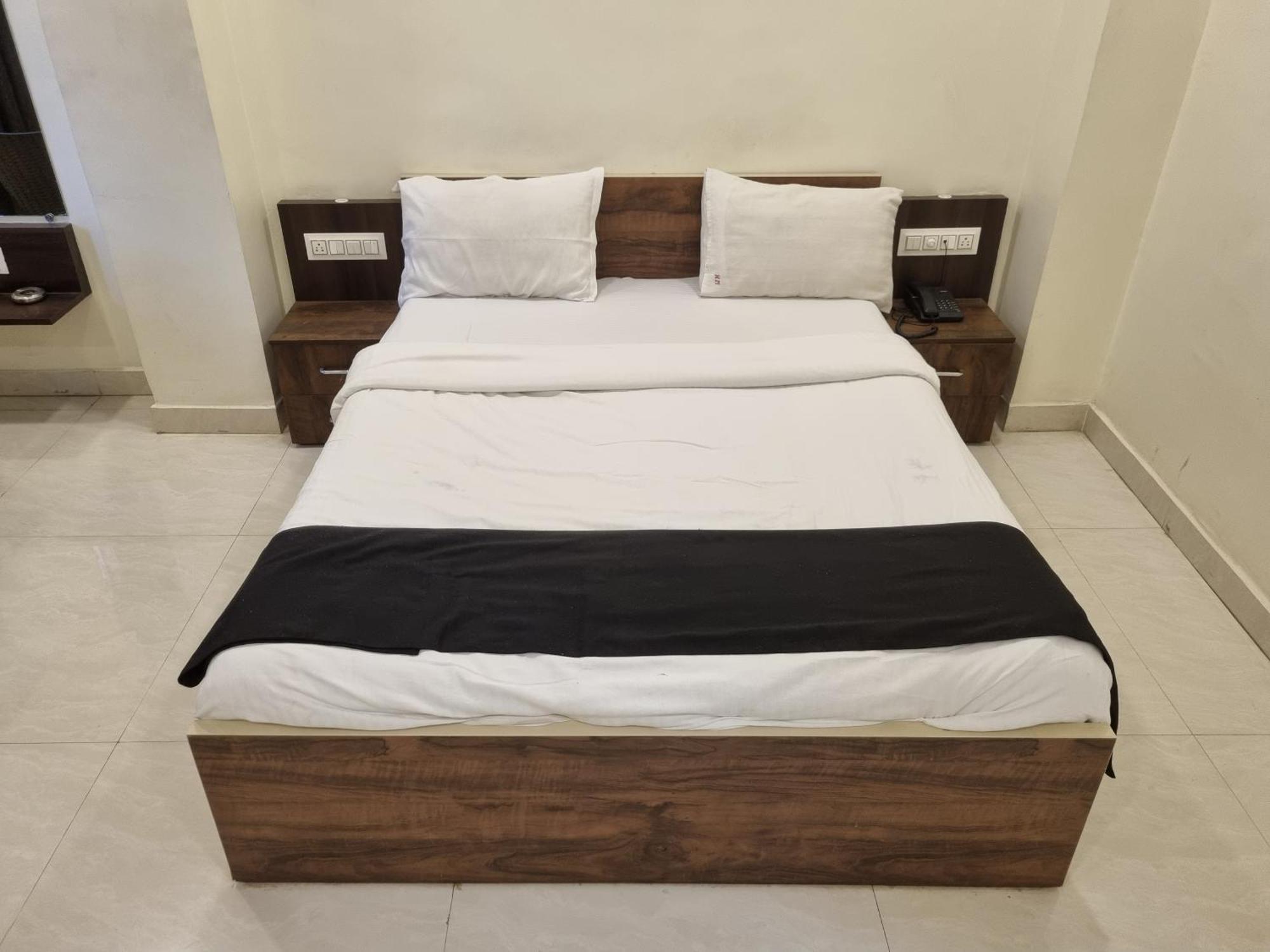 The Living Space Lonavala Dış mekan fotoğraf