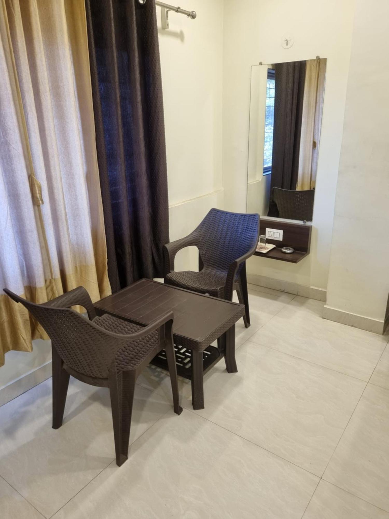The Living Space Lonavala Dış mekan fotoğraf