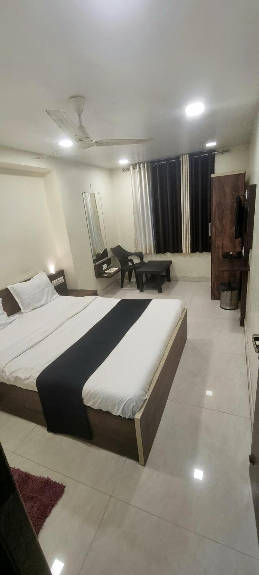The Living Space Lonavala Dış mekan fotoğraf